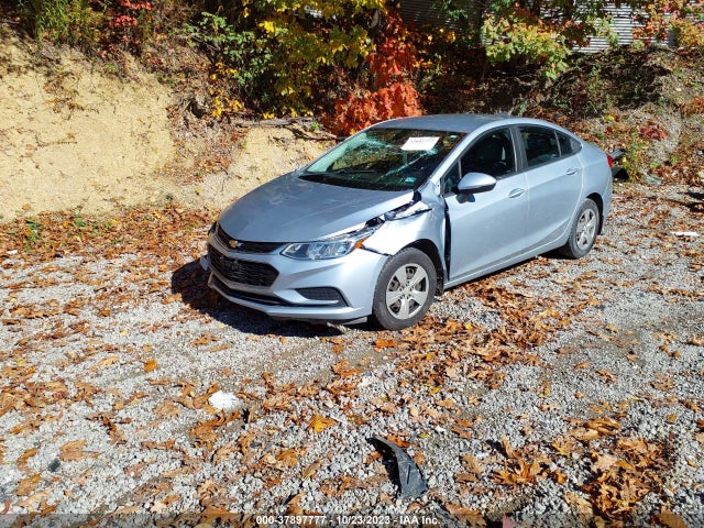 Chevrolet Cruze Ls Auto 2017 1G1BC5SM3H7169907 Image 2