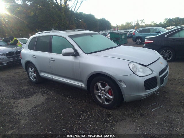 2005 PORSCHE CAYENNE WP1AC29P65LA92677 Photo 0