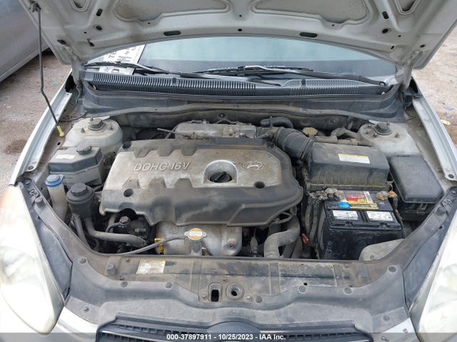 2007 HYUNDAI ACCENT GLS VIN: KMHCN46C07U142757