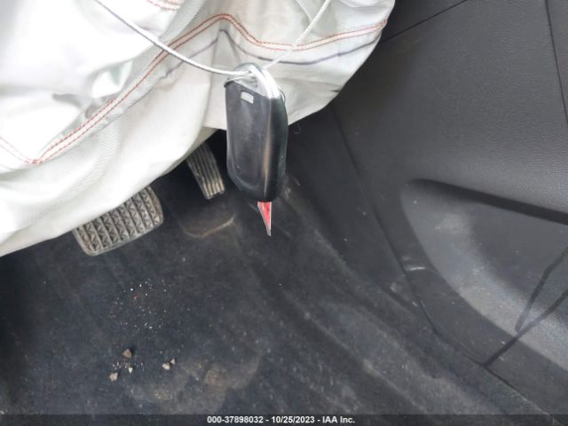 KL4CJ2SB7JB566693 Buick Encore Sport Touring