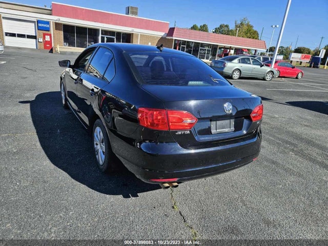 3VWD17AJ9EM380472 Volkswagen JETTA