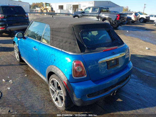 2010 MINI COOPER S WMWMS3C55ATY09284 Photo 2