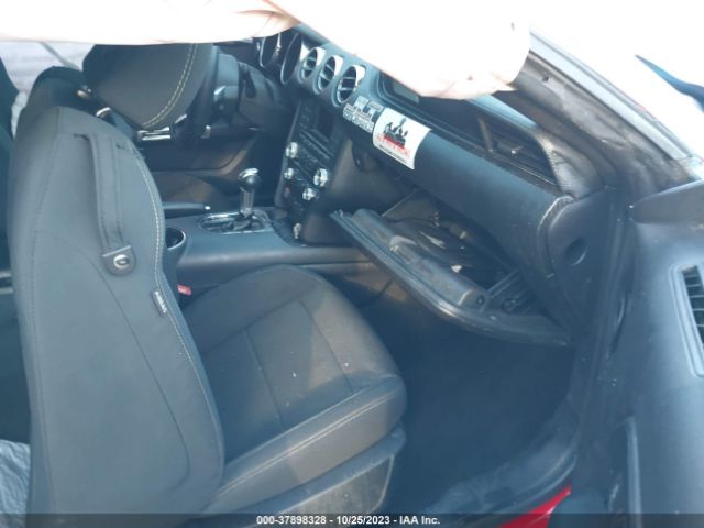 1FA6P8AM2G5331400 Ford Mustang V6