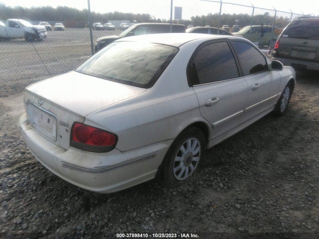 2004 HYUNDAI SONATA LX/GLS VIN: KMHWF35H54A956594