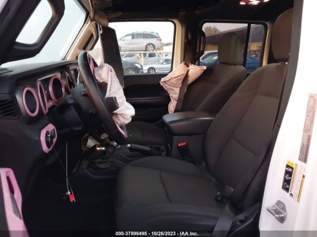 1C4HJXDGXLW348065 Jeep Wrangler Unlimited Sport S