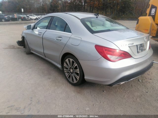 2017 MERCEDES-BENZ CLA WDDSJ4GB0HN399016 Photo 2