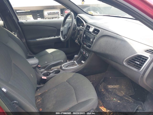 2011 CHRYSLER 200 LX VIN: 1C3BC4FB3BN593105