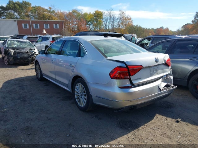 1VWBT7A32GC040281 Volkswagen Passat 1.8t Se W/technology