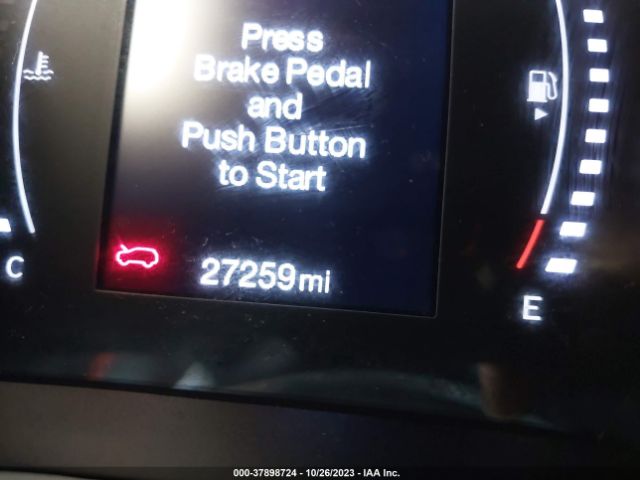 3C4NJDBB9KT650654 Jeep Compass Altitude