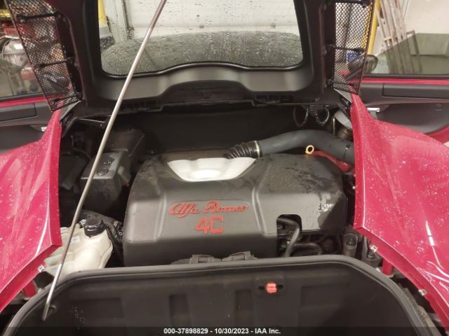 2015 ALFA ROMEO 4C ZARBAAA44FM163240 Photo 9