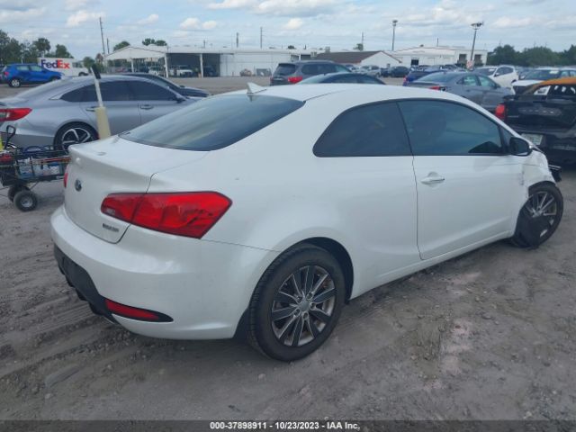 KNAFX6A84G5580392 KIA Forte Koup Ex