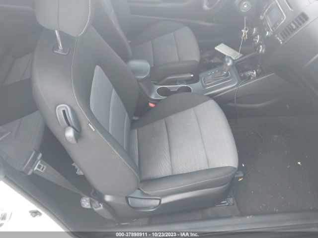 KNAFX6A84G5580392 KIA Forte Koup Ex