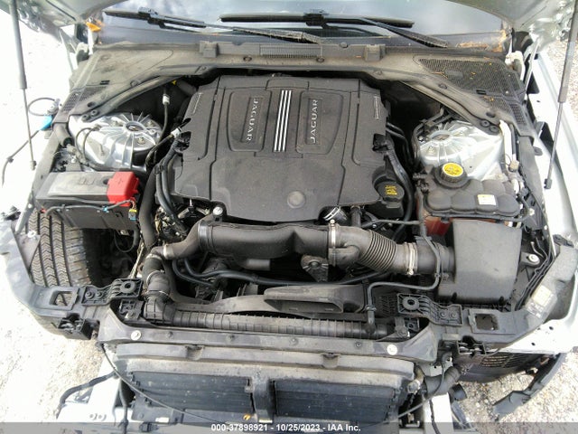 2017 JAGUAR XF SAJBD4BV8HCY32646 Photo 9