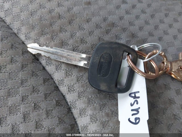 2007 TOYOTA RAV4 VIN: JTMBD33V976028019