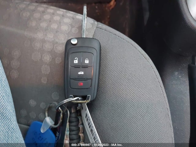 Chevrolet SONIC LS 2014 1G1JA5SH3E4170637 Image 11
