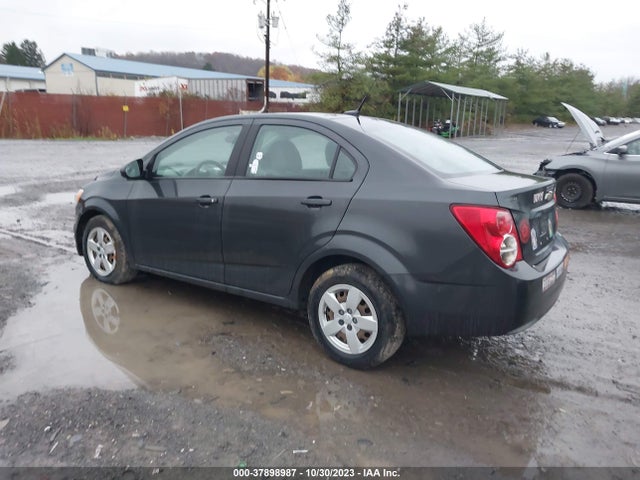 Chevrolet SONIC LS 2014 1G1JA5SH3E4170637 Image 3
