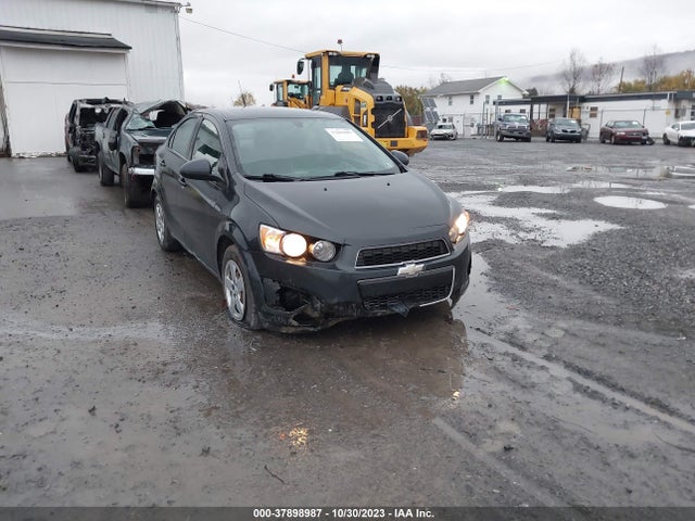 Chevrolet SONIC LS 2014 1G1JA5SH3E4170637 Image 6