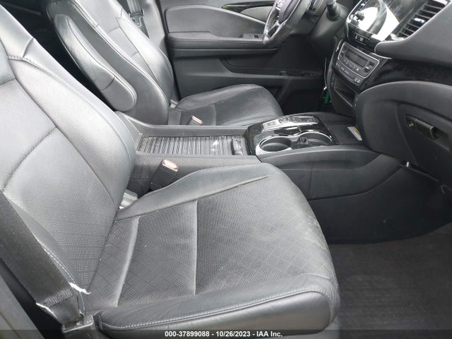 Honda Passport Elite 2019 5FNYF8H04KB003962 Image 5