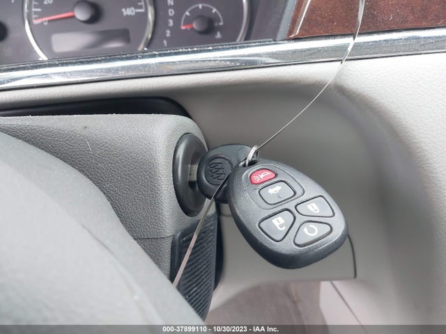 2008 BUICK LACROSSE CXL VIN: 2G4WD582081266969