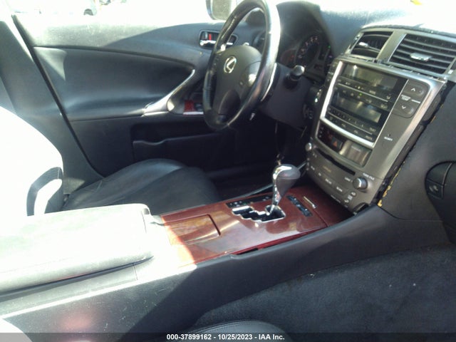 2007 LEXUS IS 250 JTHCK262272012112 Photo 4