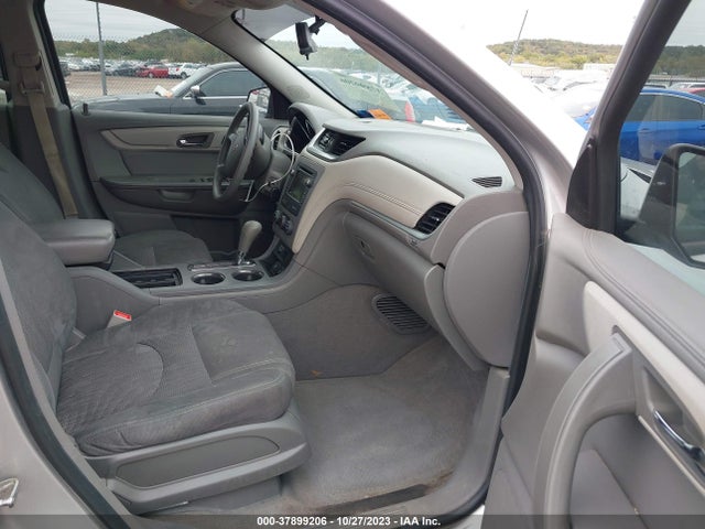 Chevrolet Traverse Ls 2017 1GNKRFED4HJ138442 Image 5