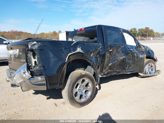 RAM 1500 Laramie 2015 1C6RR7NT6FS546556 Image 4