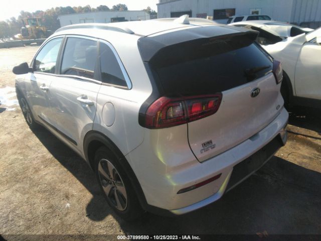 KNDCB3LC6H5071667 KIA NIRO LX