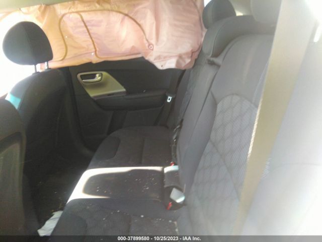 KNDCB3LC6H5071667 KIA NIRO LX