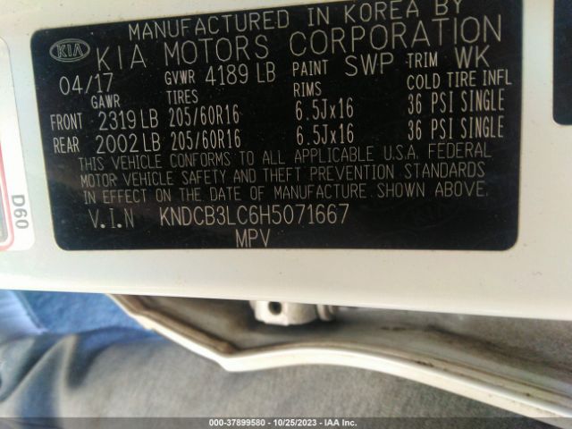 KNDCB3LC6H5071667 KIA NIRO LX