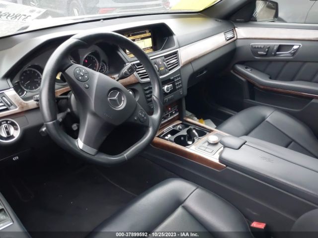 2011 MERCEDES-BENZ E-CLASS WDDHF5GB8BA507382 Photo 4