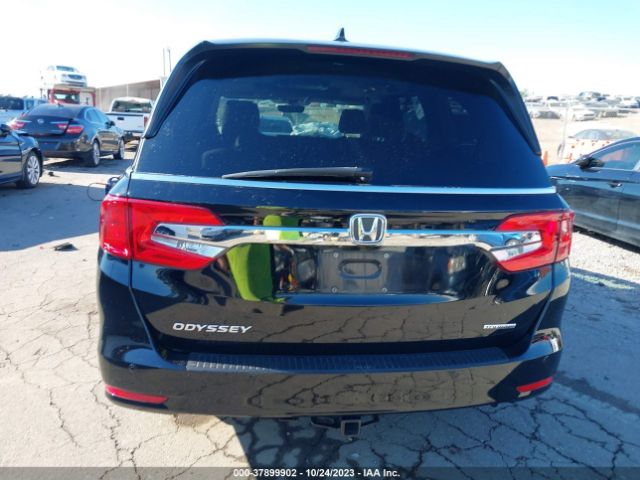 5FNRL6H81JB065230 Honda Odyssey Touring