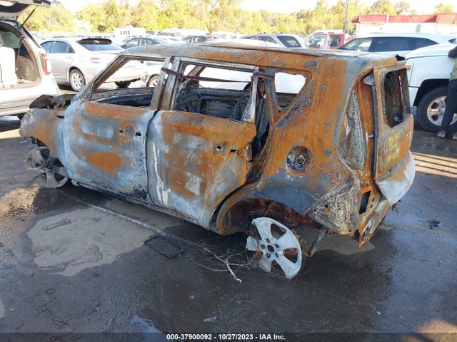KIA Soul 2018 KNDJN2A25J7591923 Image 3