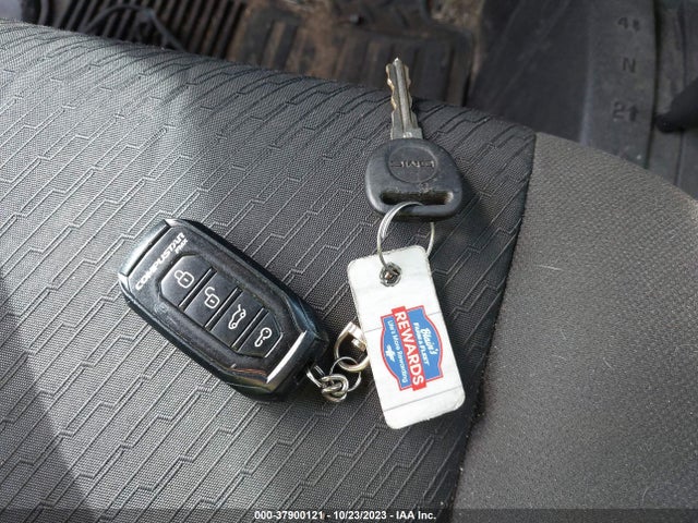 2011 GMC SIERRA 1500 SL VIN: 1GTR2UEAXBZ283242