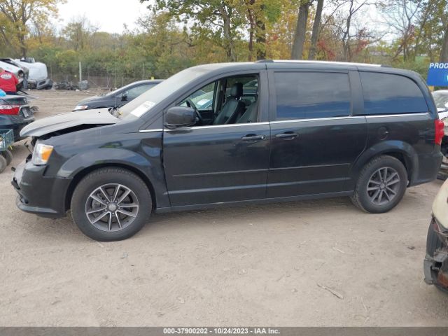 2C4RDGCG3HR860912 Dodge Grand Caravan Sxt