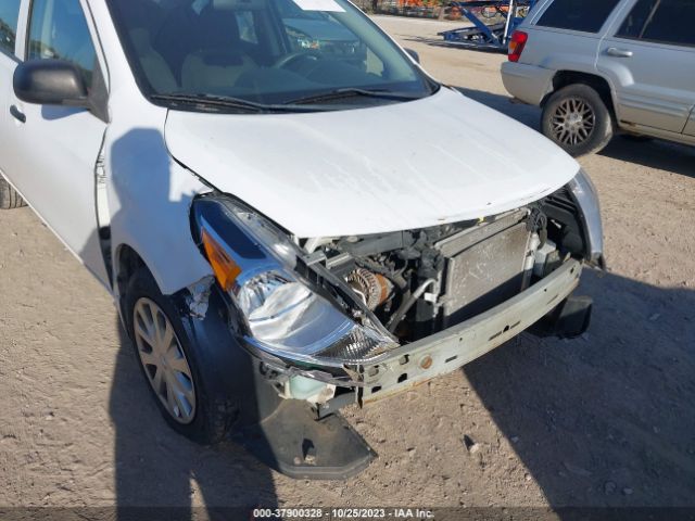 3N1CN7AP5FL959377 Nissan Versa S Plus
