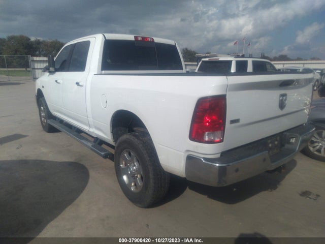 RAM 2500 Slt 2018 3C6UR5DJ3JG283733 Image 3