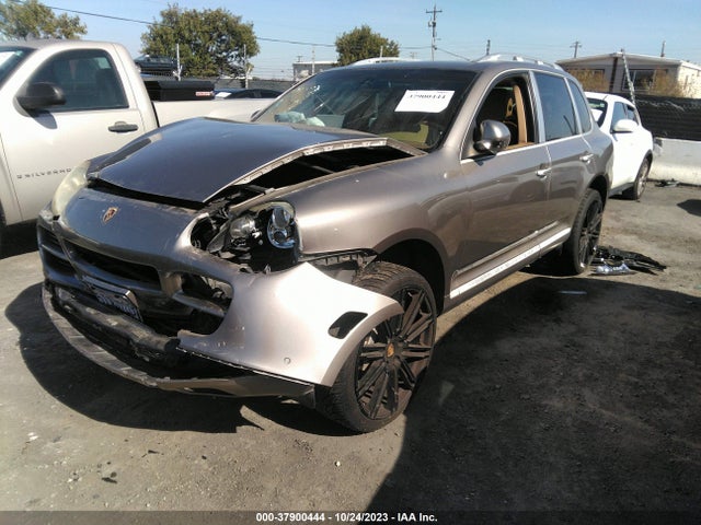2005 PORSCHE CAYENNE WP1AB29P55LA61570 Photo 1