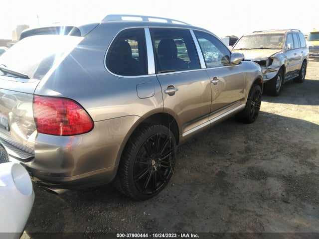 2005 PORSCHE CAYENNE WP1AB29P55LA61570 Photo 3