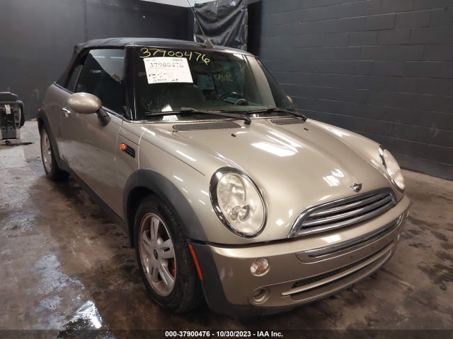 2008 MINI COOPER CONVERTIBLE VIN: WMWRF33568TG18688