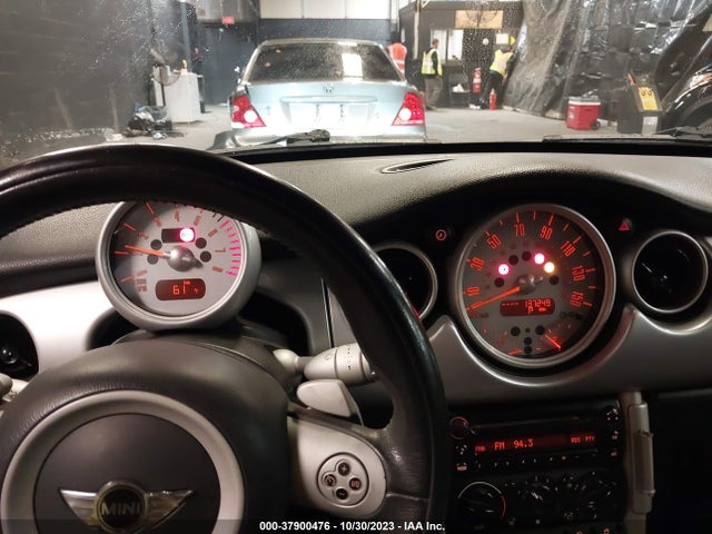 2008 MINI COOPER CONVERTIBLE VIN: WMWRF33568TG18688