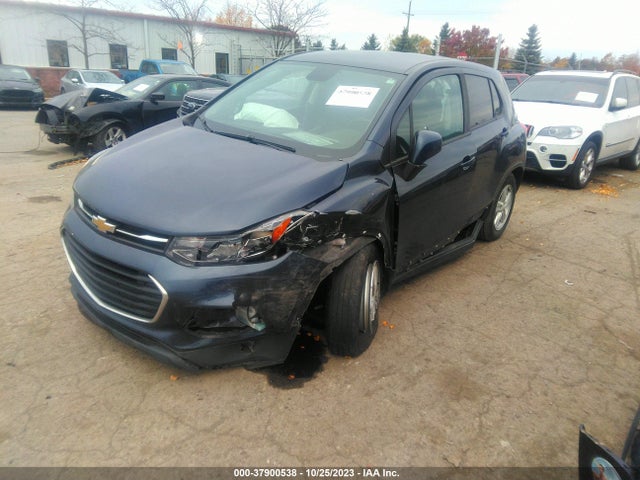 Chevrolet TRAX LS 2019 3GNCJKSB7KL254029 Image 2