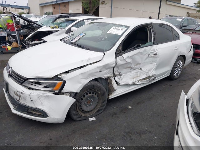 3VW2K7AJ3EM410862 Volkswagen Jetta Sedan S