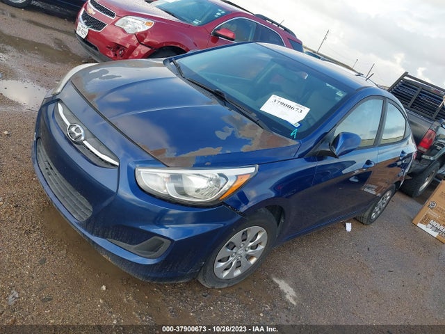 Hyundai ACCENT SE 2017 KMHCT4AE0HU185396 Image 2