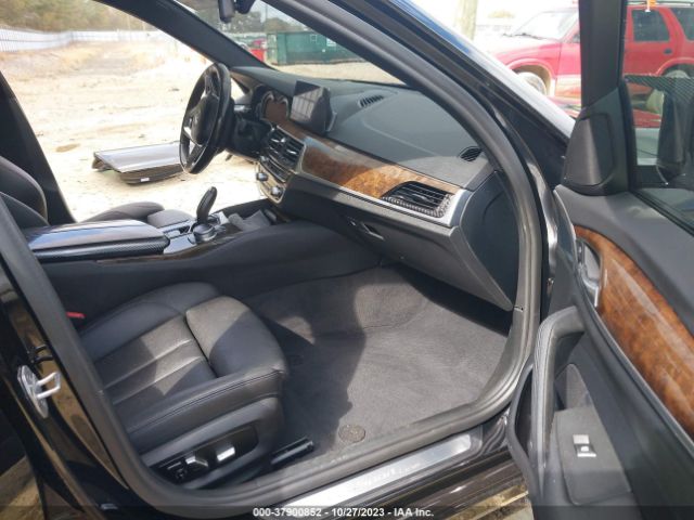 WBAJA5C3XHG893850 BMW 5 Series 530i