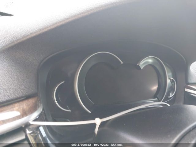 WBAJA5C3XHG893850 BMW 5 Series 530i