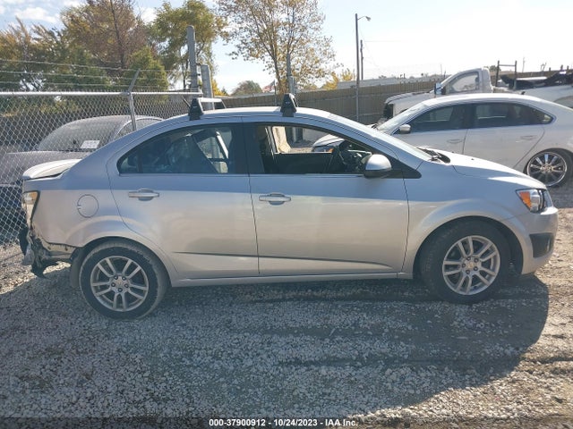 Chevrolet Sonic Lt Auto 2014 1G1JC5SH7E4236231 Image 13