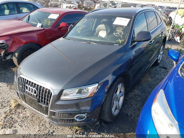Audi Q5 2.0t Premium 2017 WA1M2AFP5HA090607 Image 2