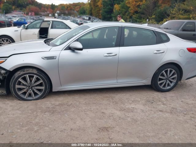 5XXGT4L30KG374449 KIA Optima Lx