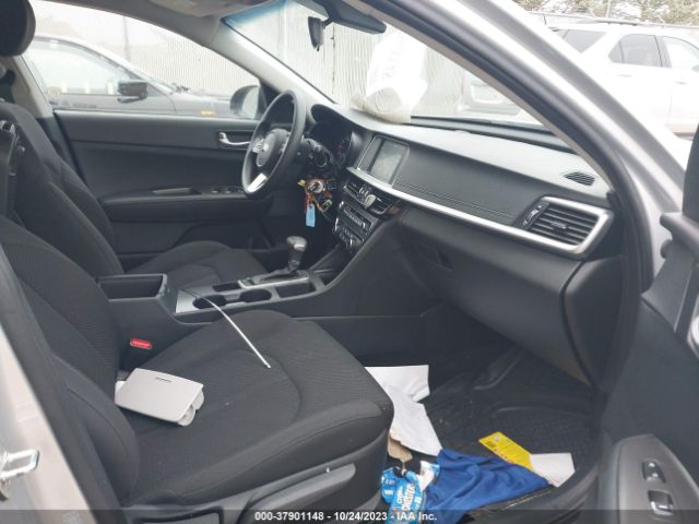 5XXGT4L30KG374449 KIA Optima Lx