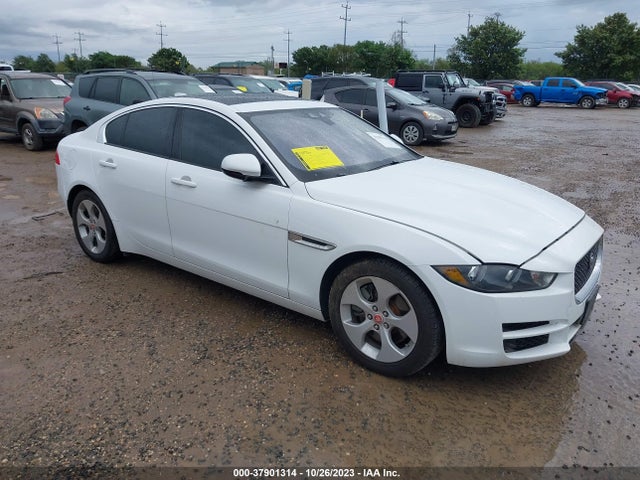 2017 JAGUAR XE SAJAR4BG0HA964178 Photo 0